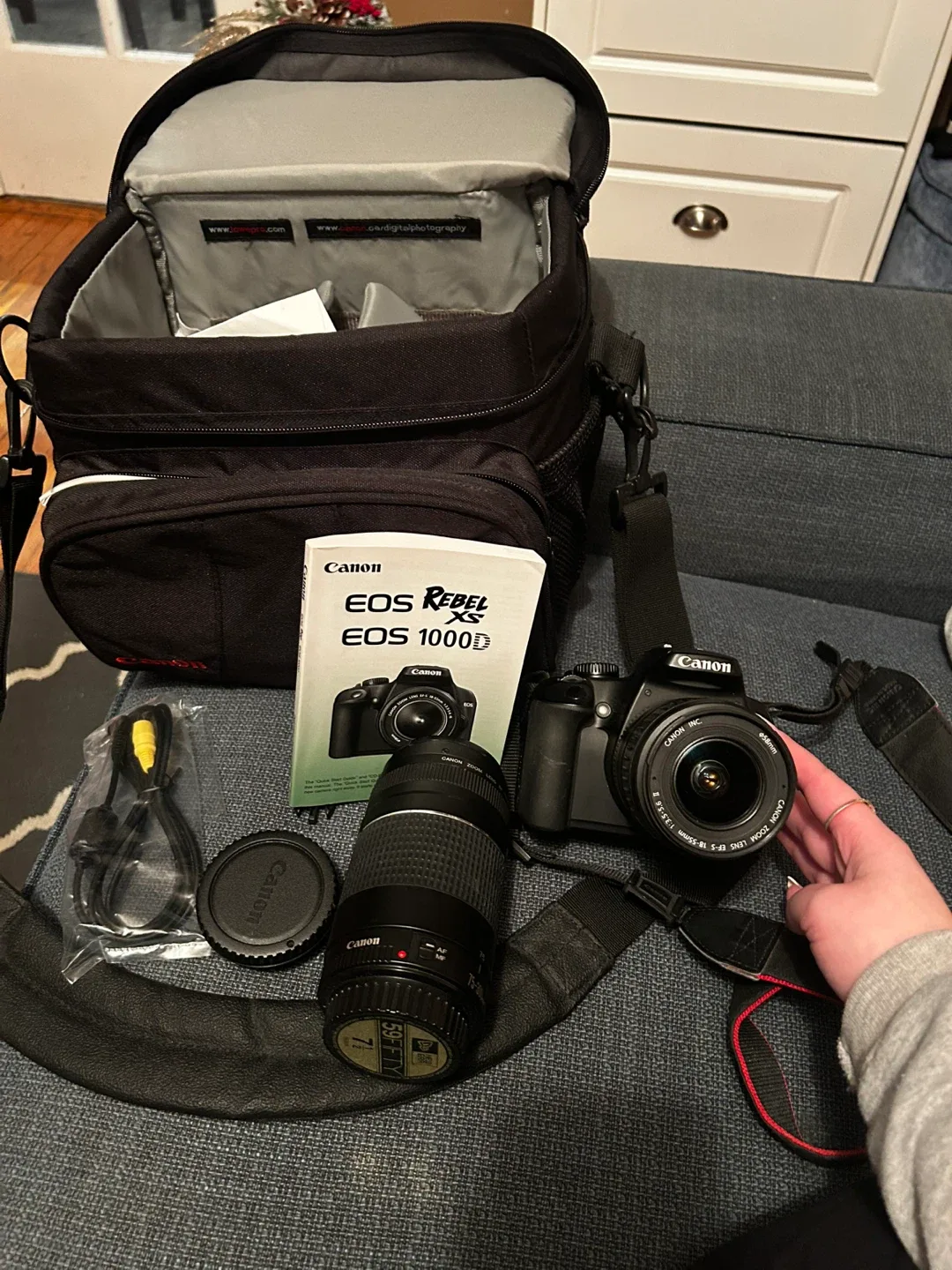 Canon EOS Rebel XS 1000D DSLR Camera + Lens