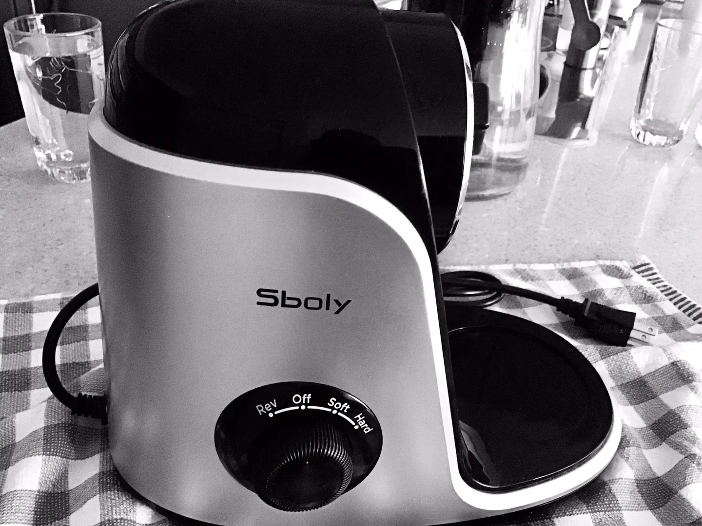 Sboly juicer, like new