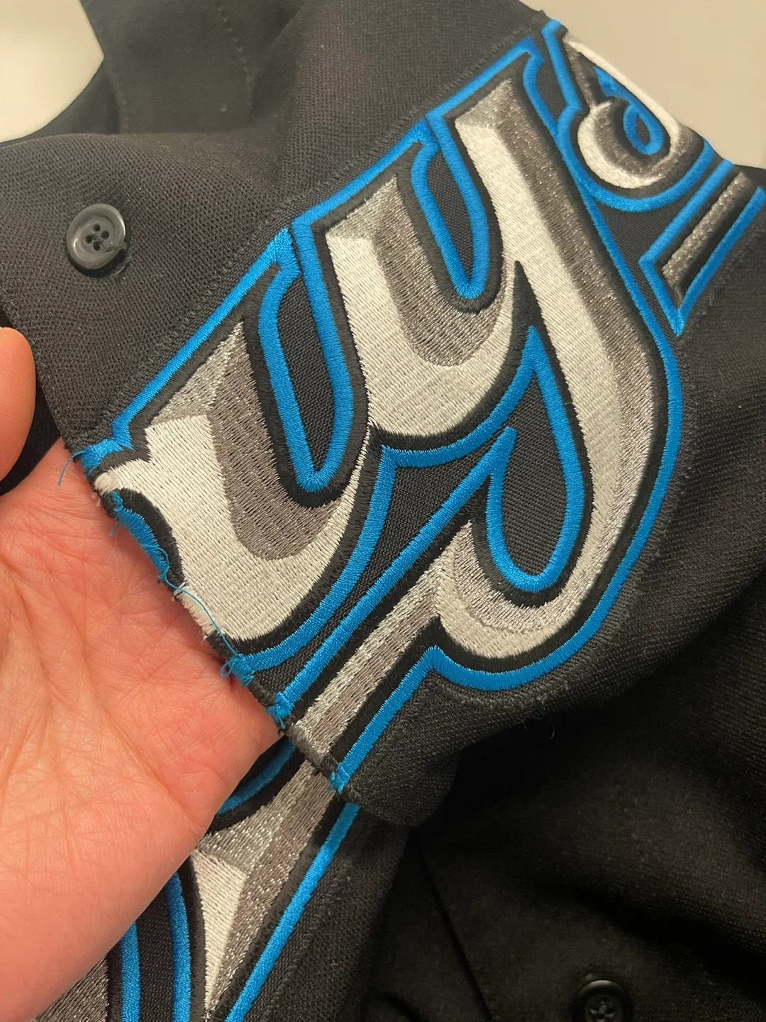 Sz 44 Majestic Black Toronto Blue Jays Jersey image indicator(4)