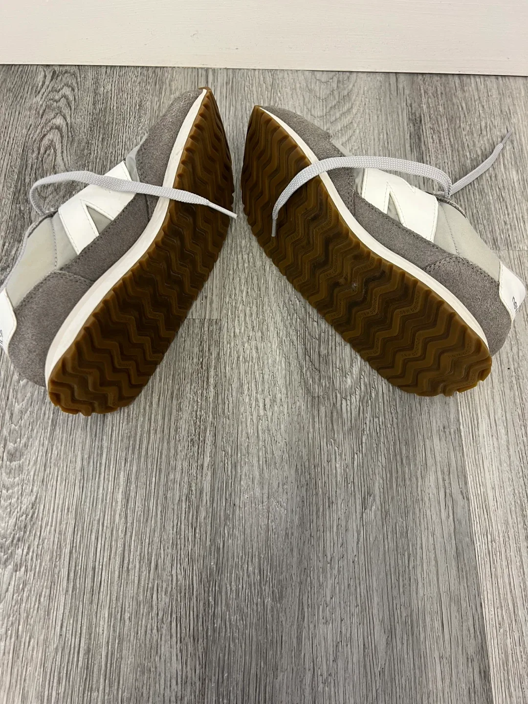 New Balance 237 Grey Sneakers image indicator(2)