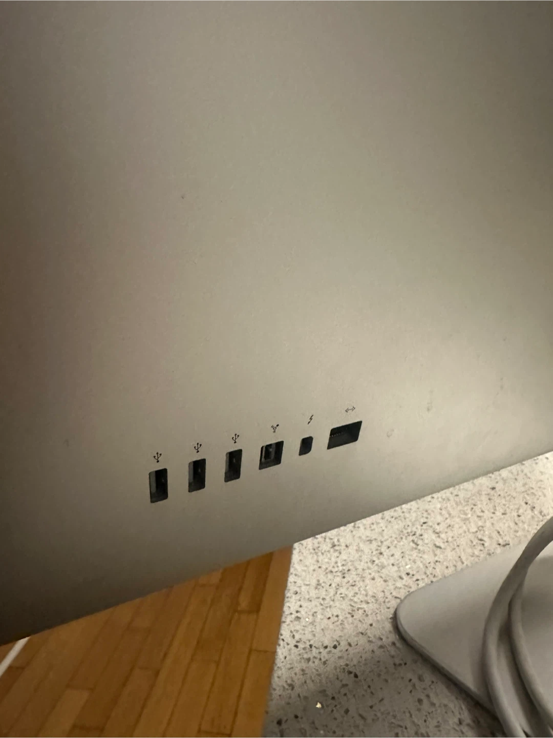 Apple Thunderbolt Display – Model A1407 - photo 4