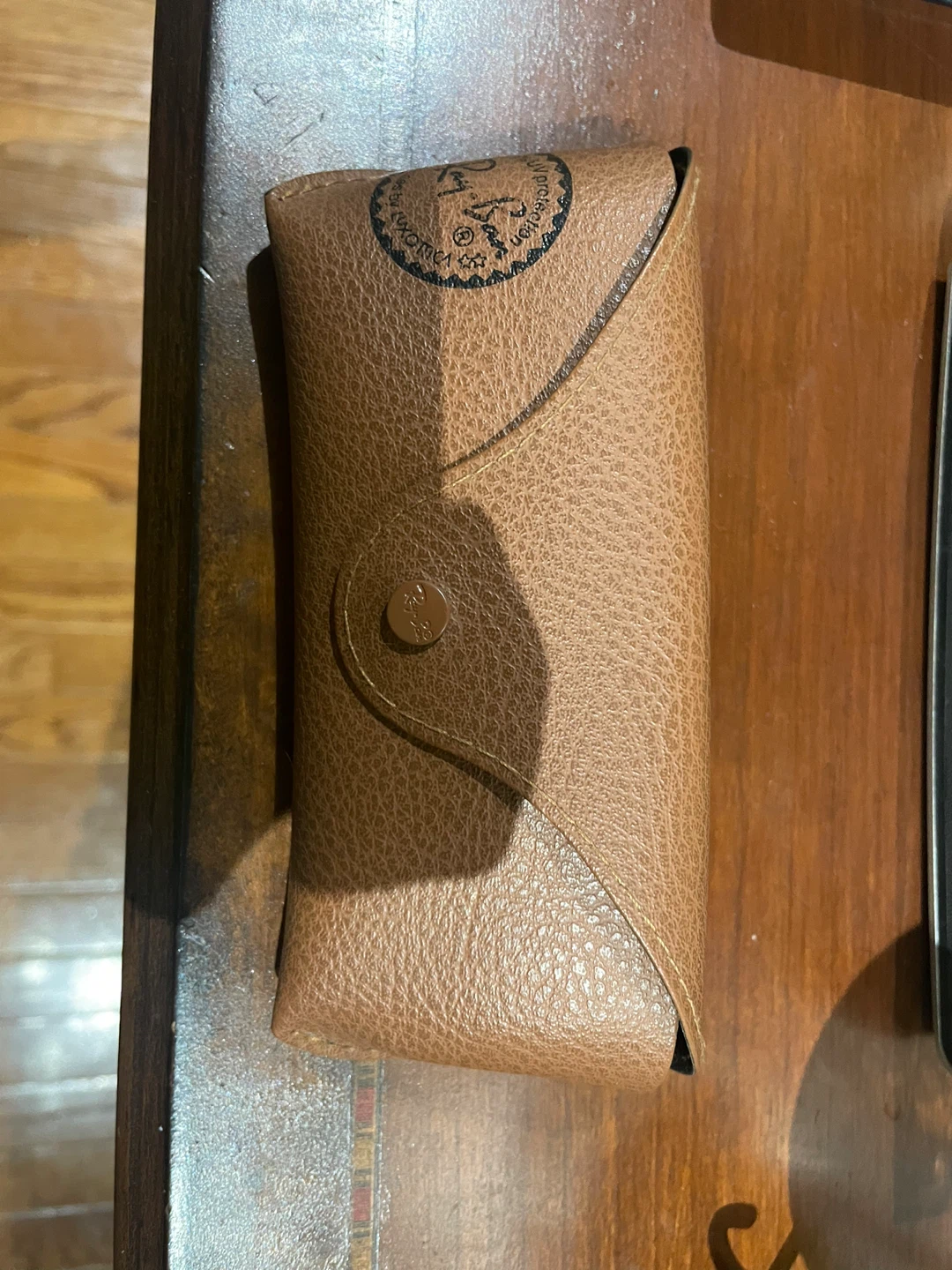 Ray-Ban Sunglasses with Case - photo 2