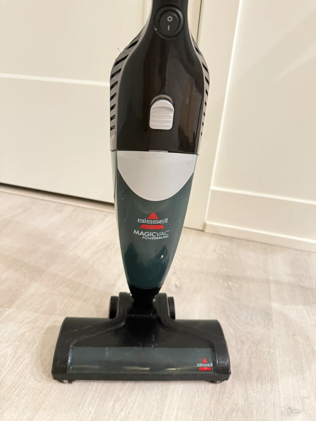 Bissell MagicVac PowerBrush - Lightweight Stick Vacuum - photo 5