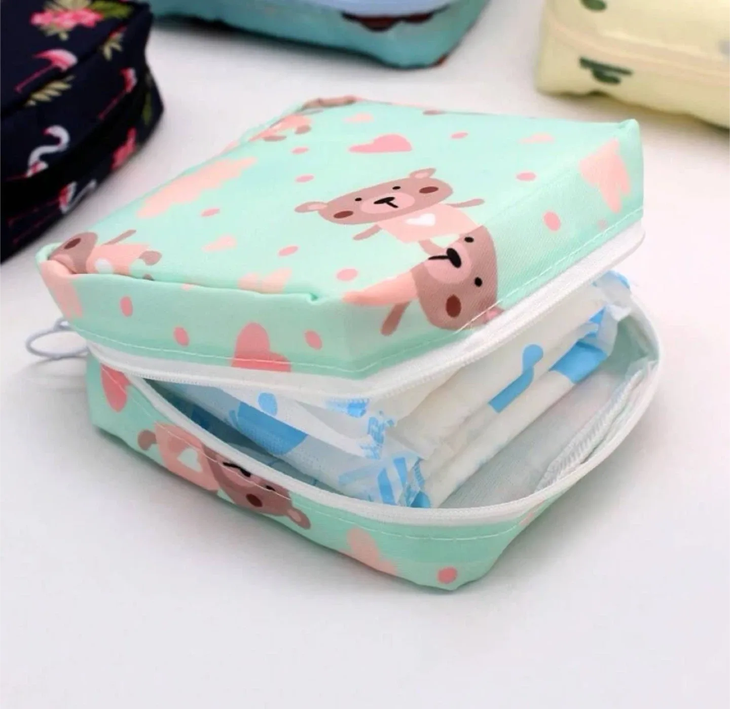 Mini travel makeup bag , cosmetic / pads organizer