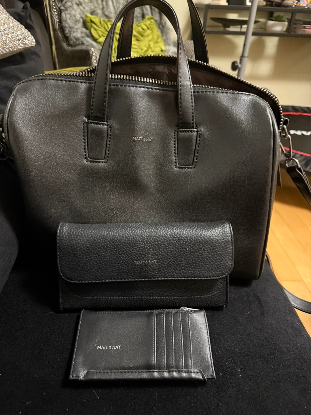 Matt & Nat Black Bag & Wallet Set