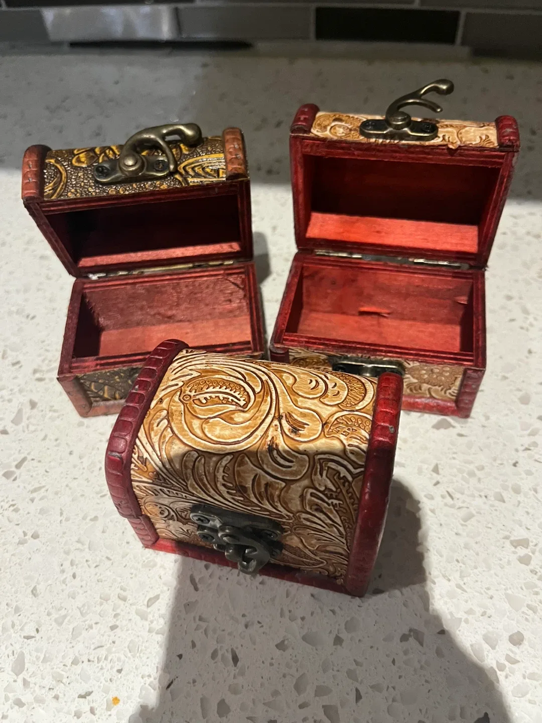 Set of 3 Decorative Wooden Treasure Chests image indicator(2)