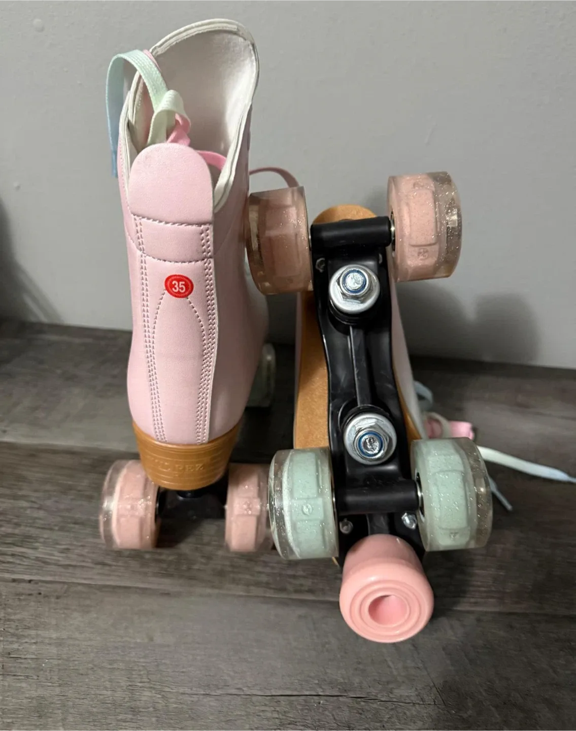 Pastel Roller Skates - Women's US 5 / Youth 4 image indicator(5)