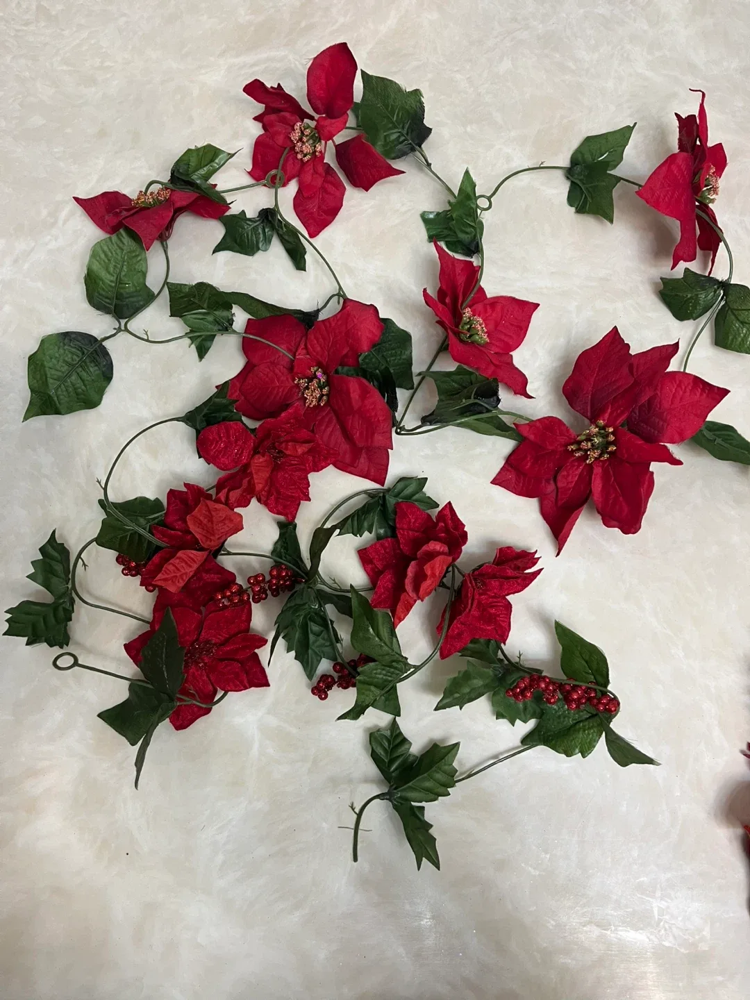 🎄Red Poinsettia Christmas Garland