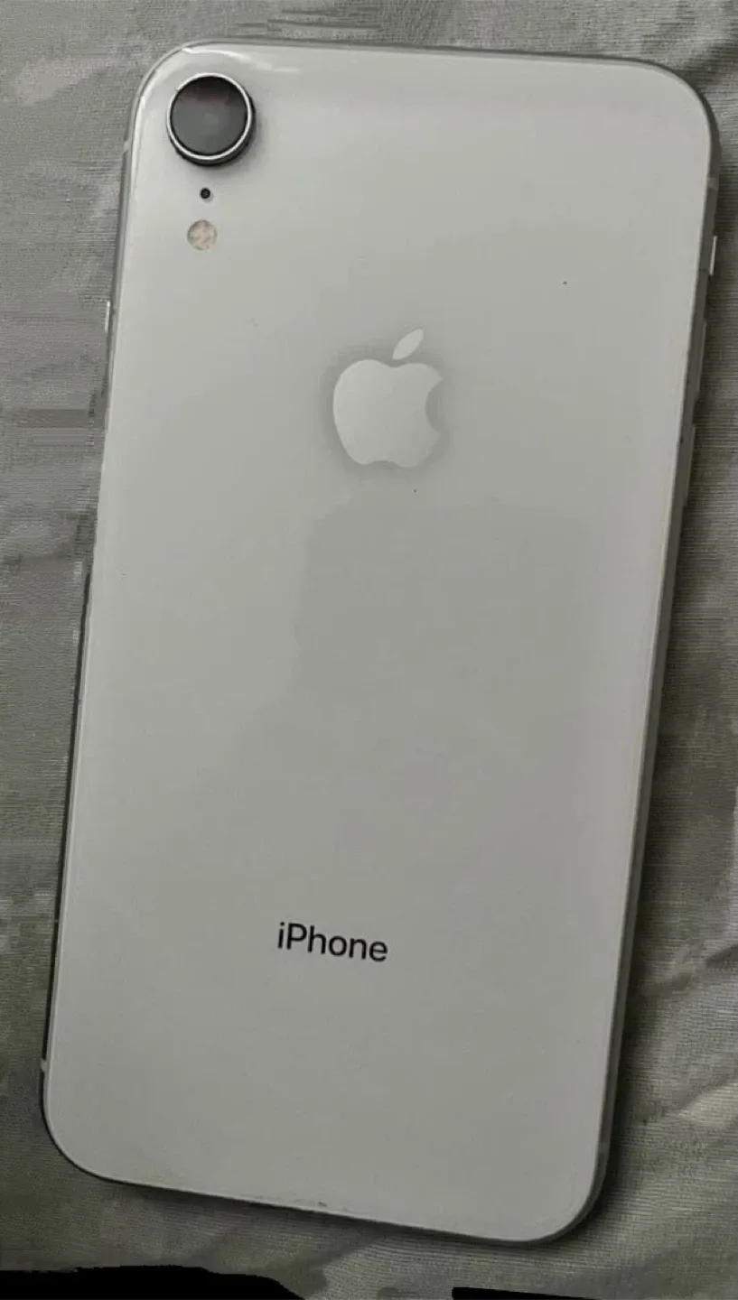 Apple iPhone XR - White 64GB