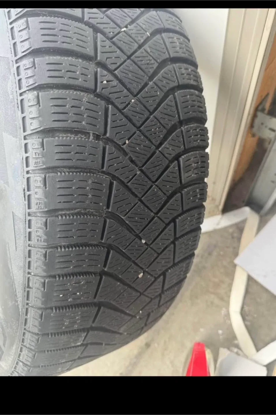 BMW Rims with Pirelli Winter Tires image indicator(4)