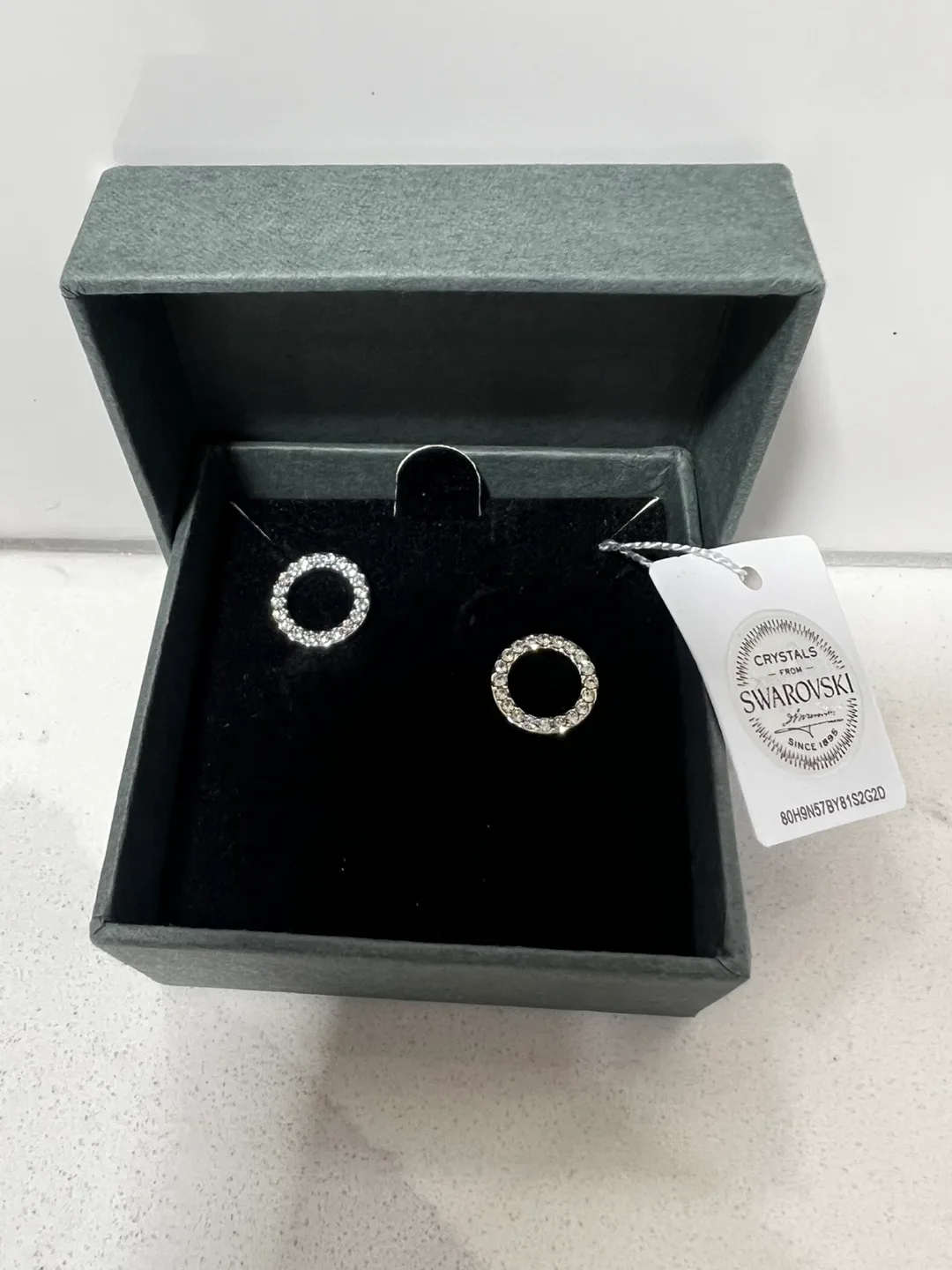 NIC & SYD Swarovski Crystal Circle Earrings - New