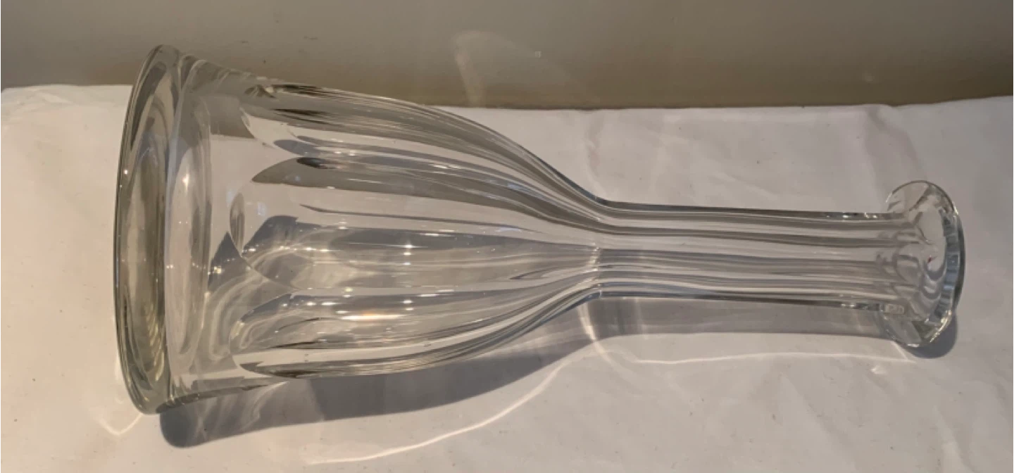 Clear Glass Vase - photo 2