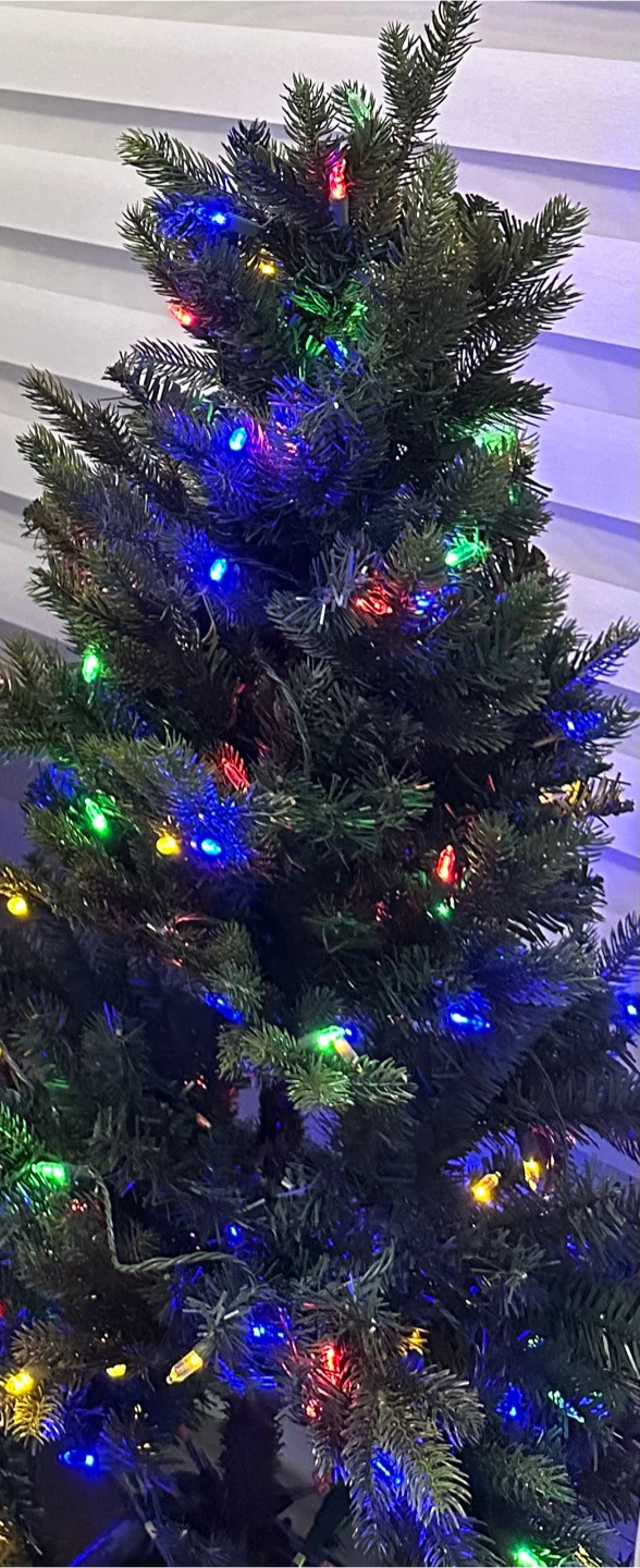 Norway Spruce 4.5ft Christmas Tree - photo 3