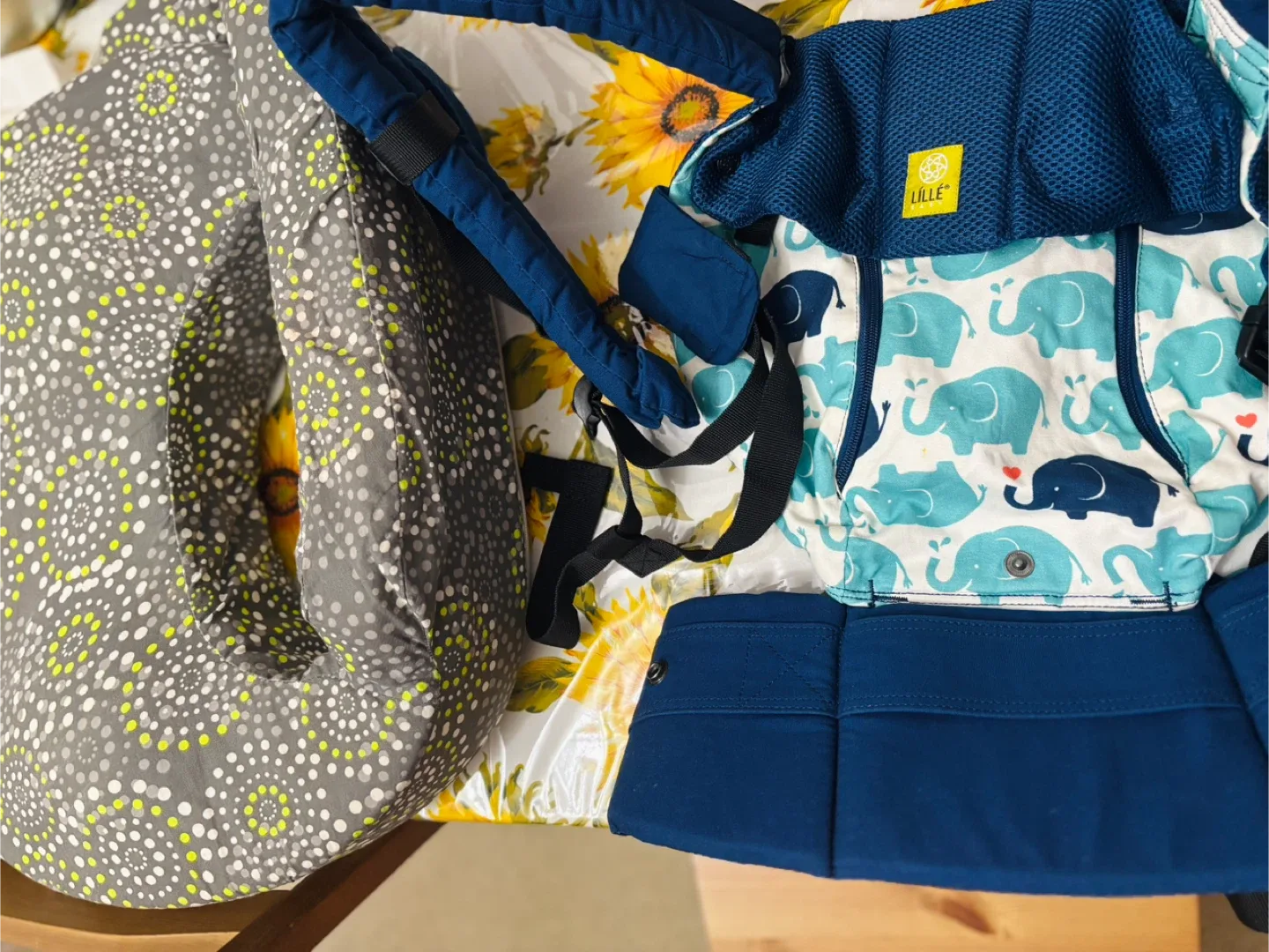 LILLEbaby Baby Carrier & Boppy Pillow