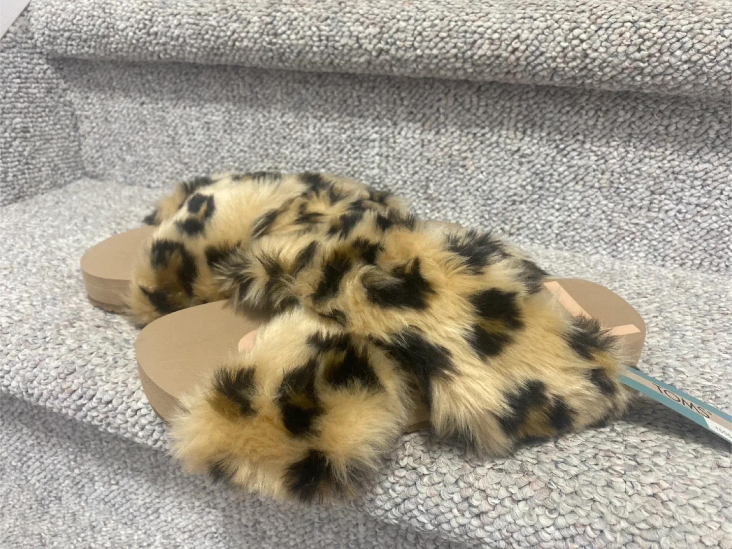 TOMS Leopard Print Faux Fur Slippers
