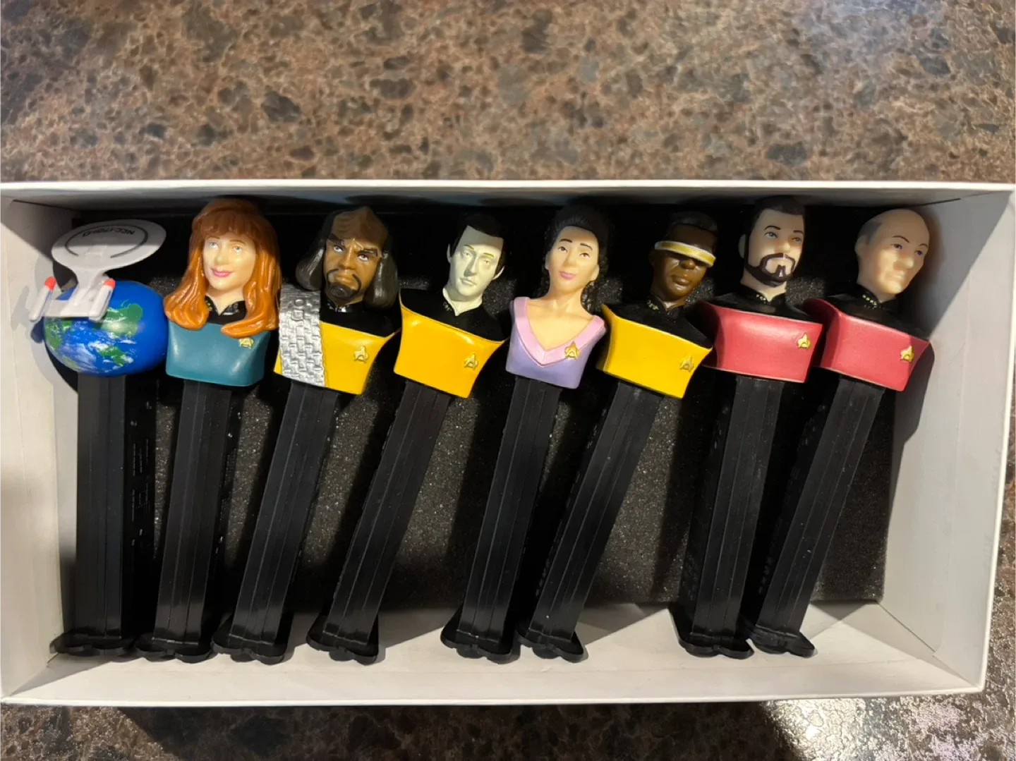 Star Trek TNG Pez Dispenser Set image indicator(2)