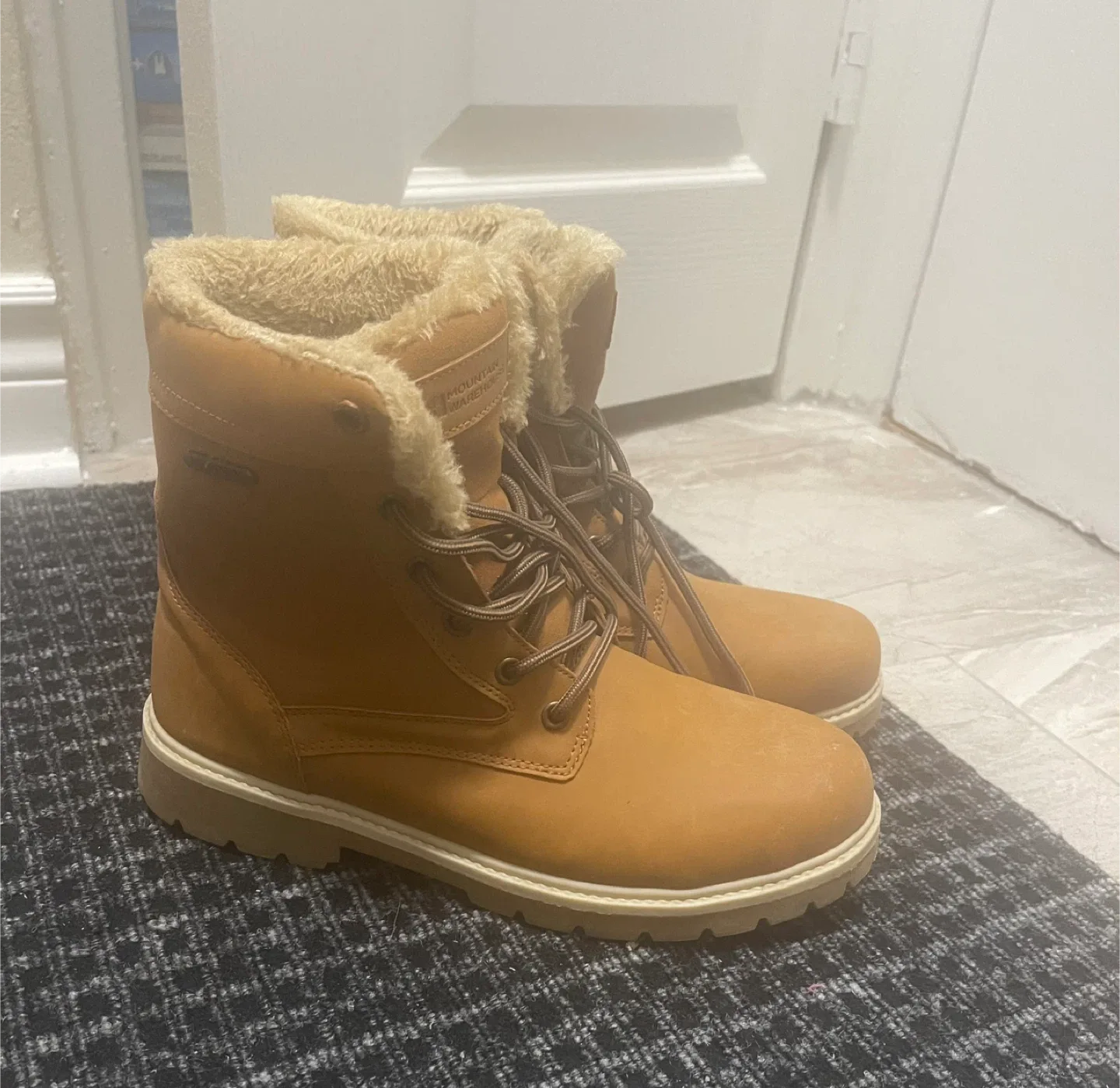 Mountain Warehouse Tan Boots US 8