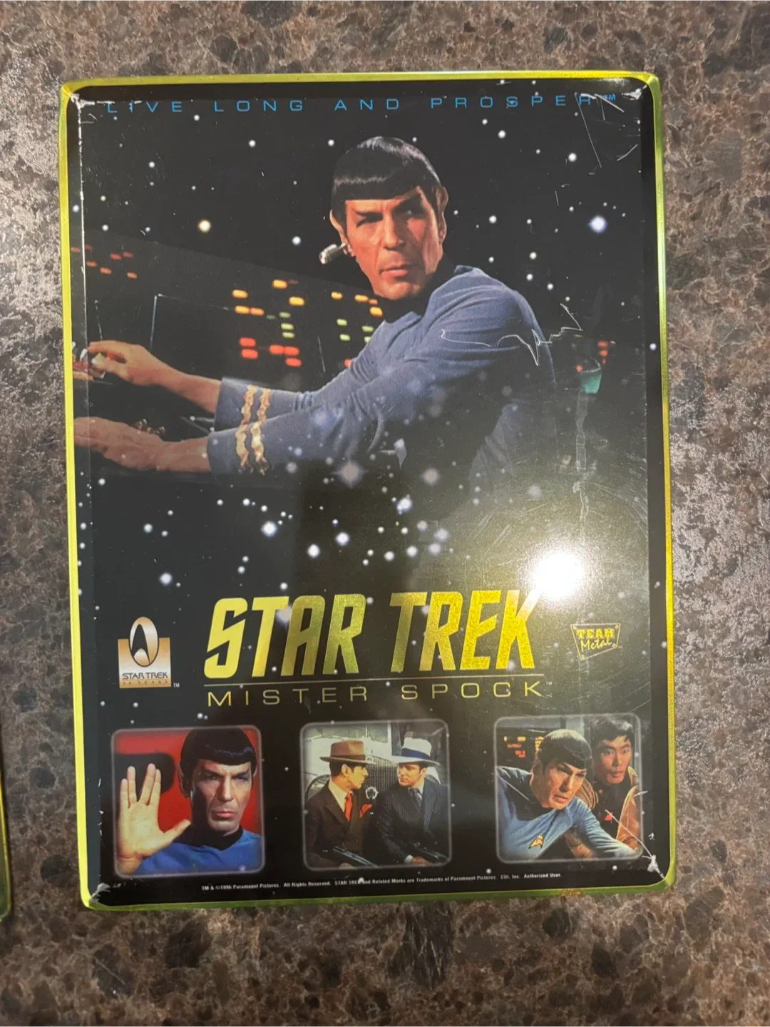 Star Trek Team Metal pictures - Captain  Kirk & Spock image indicator(3)