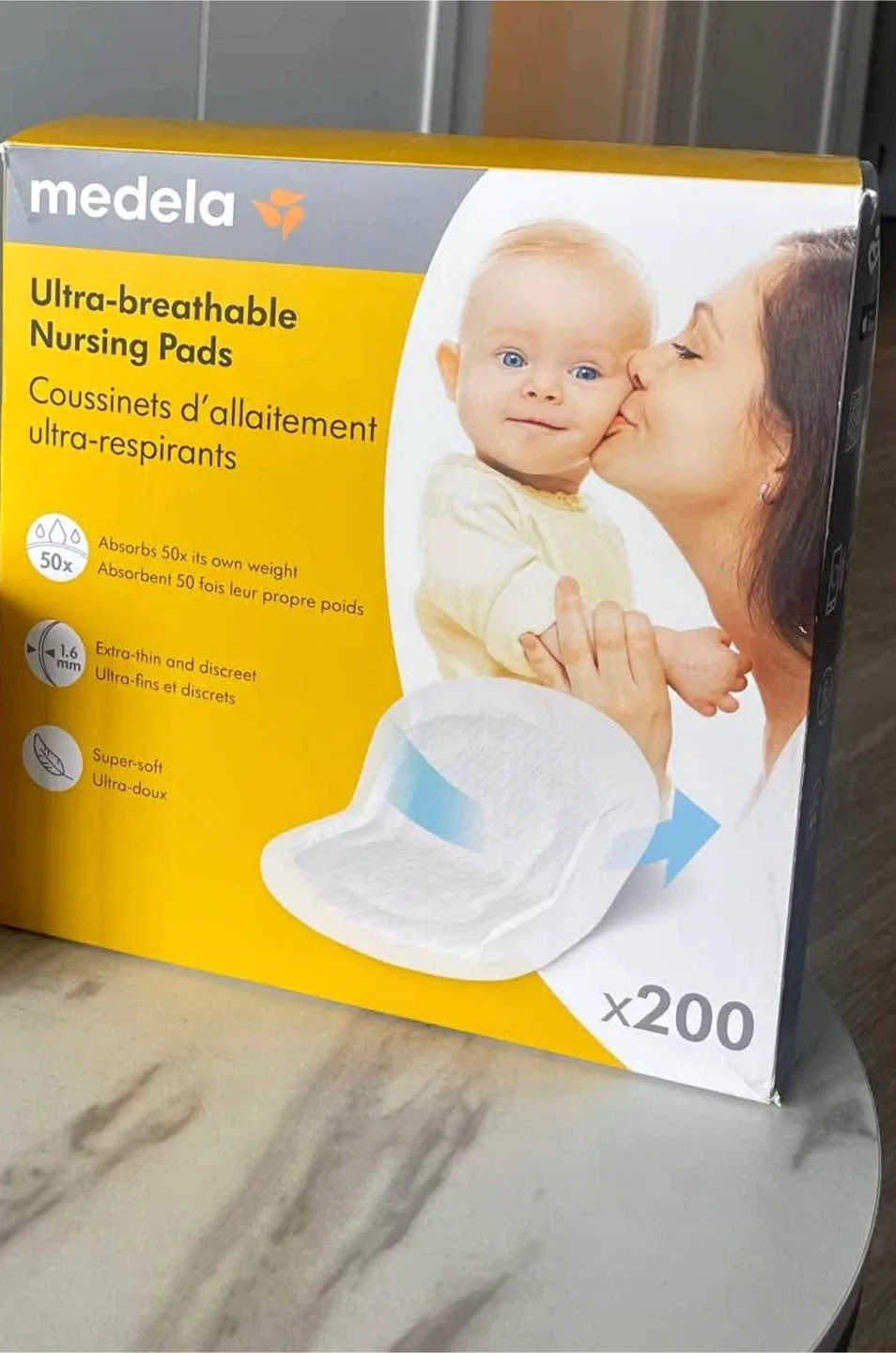 Medela Ultra-breathable Nursing Pads x200