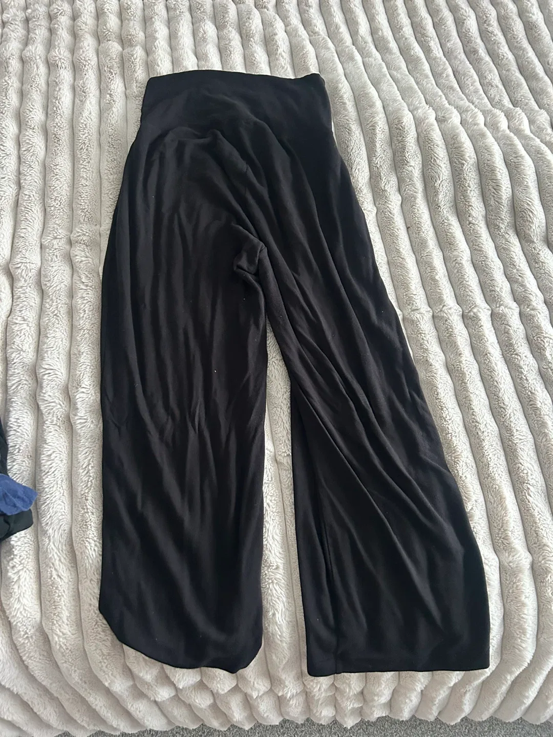 Maternity Clothes Bundle image indicator(2)