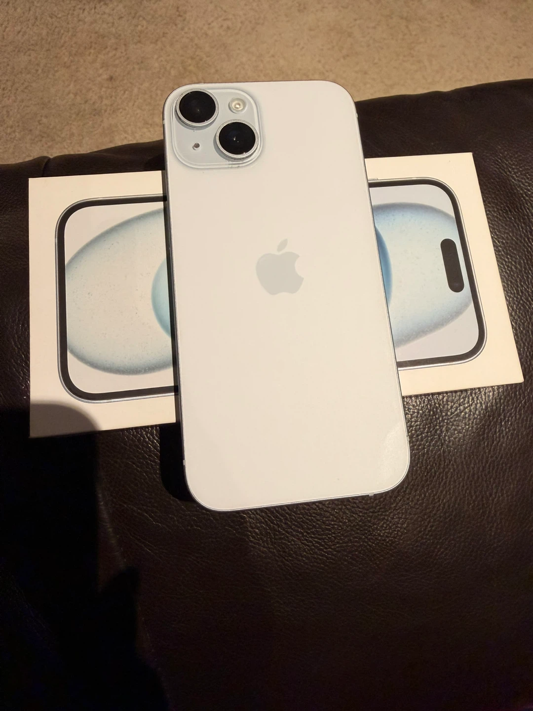 iPhone 15 White, 256GB