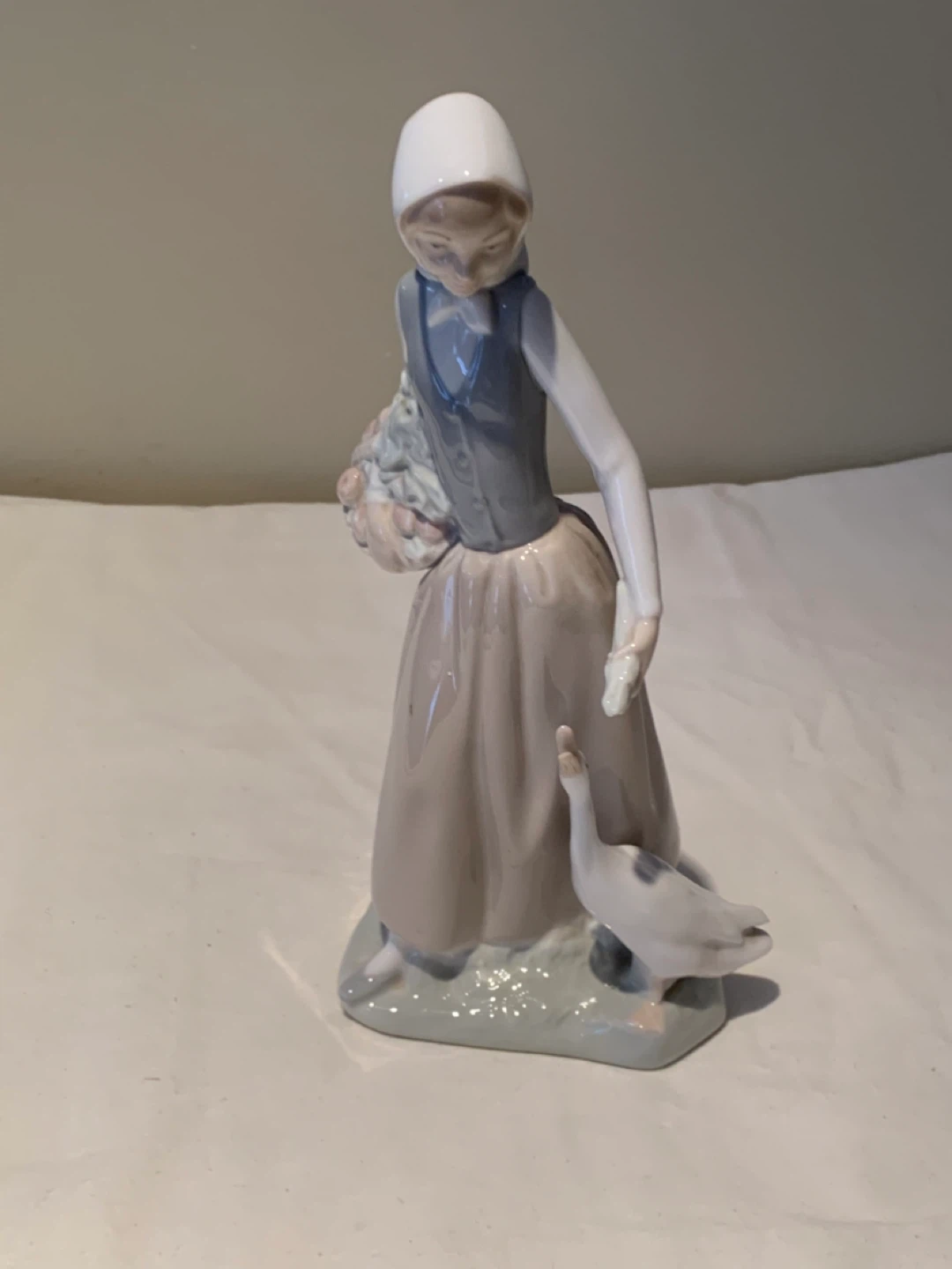 Lladro Figurine - Girl with Goose & Basket