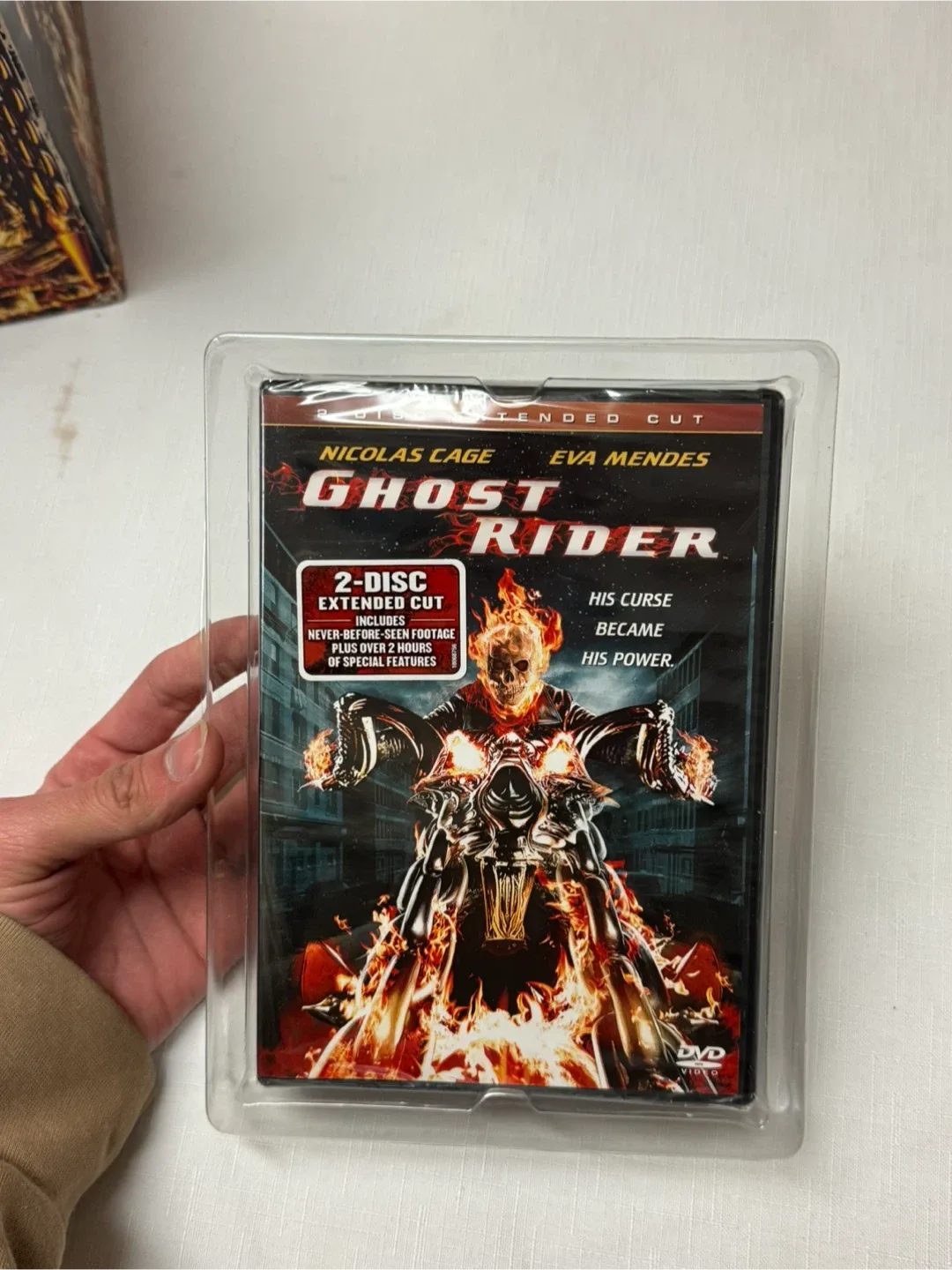 Ghost Rider Limited Edition Figurine Gift Set image indicator(3)