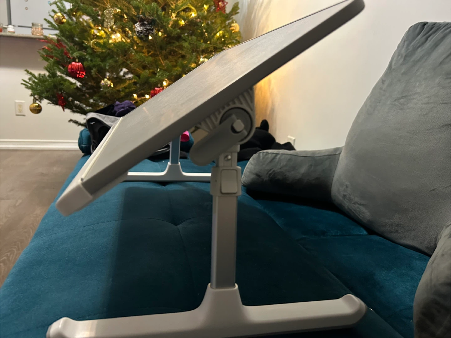 SAII Adjustable Laptop Bed Desk - photo 4