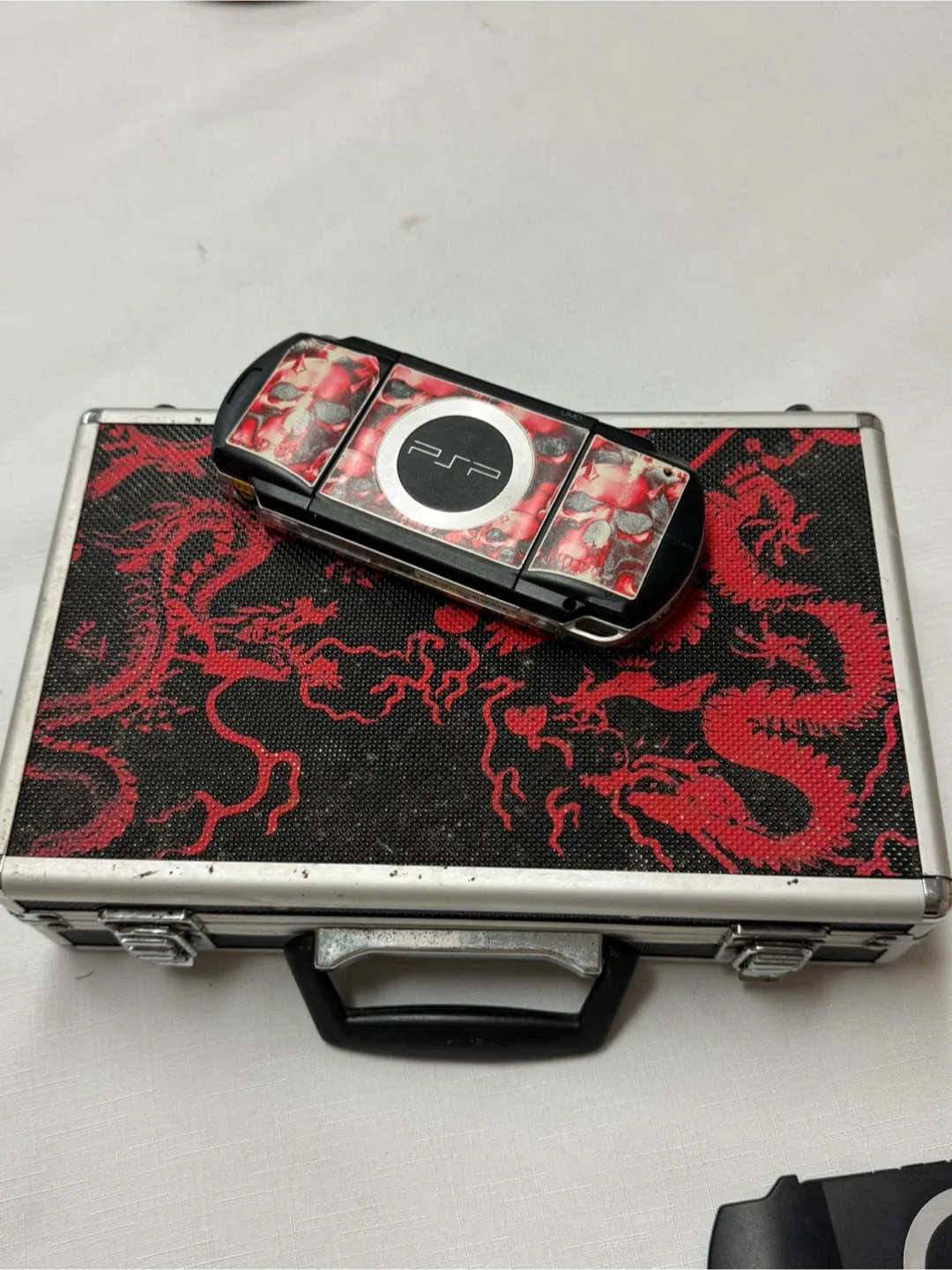 2 Sony PSP  with games image indicator(9)