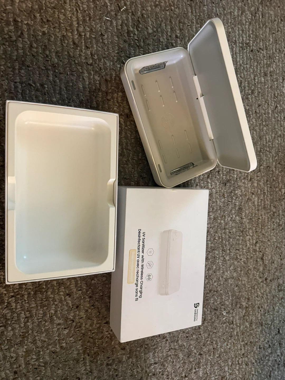 UV sanitizer with wireless charging - photo 2