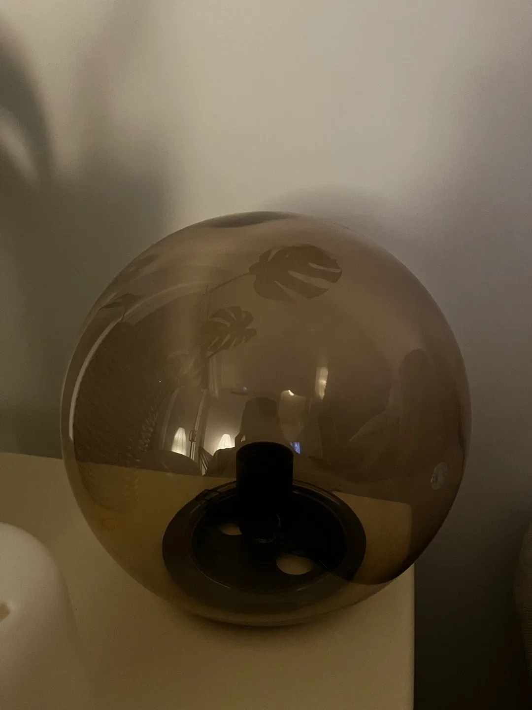 Sphere Table Lamp