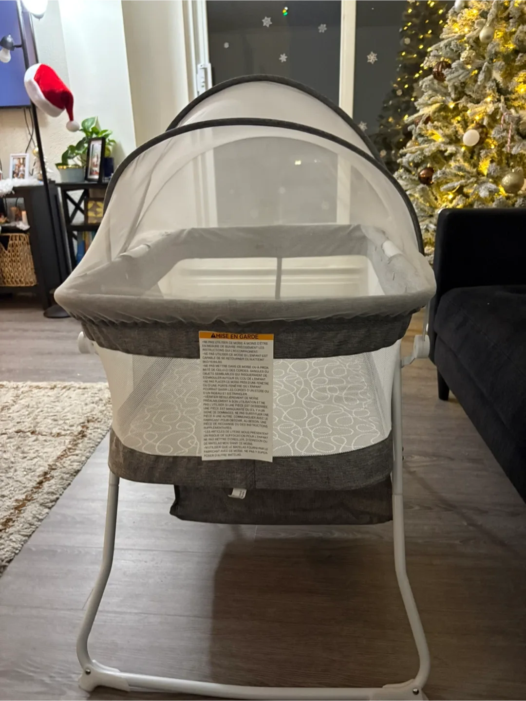 Baby Bassinet with Canopy image indicator(2)