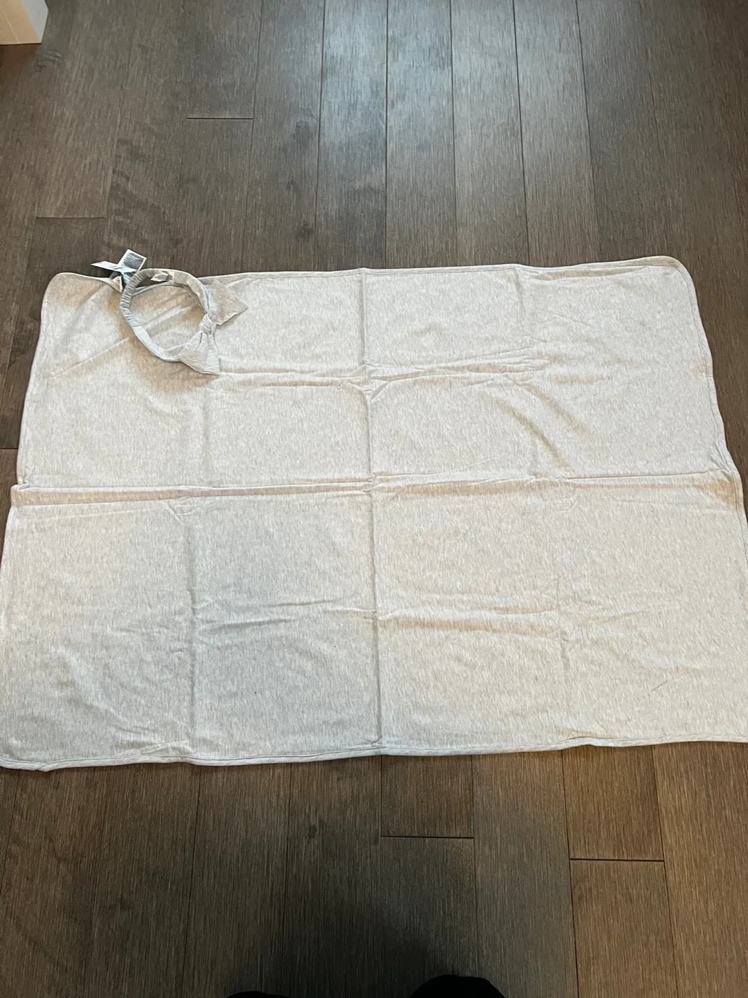New baby gap swaddle blanket image indicator(2)