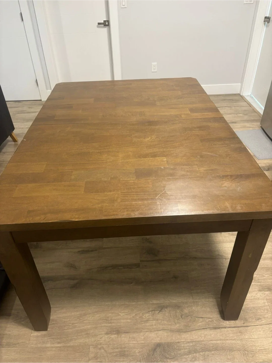 Extendable Wooden Dining Table