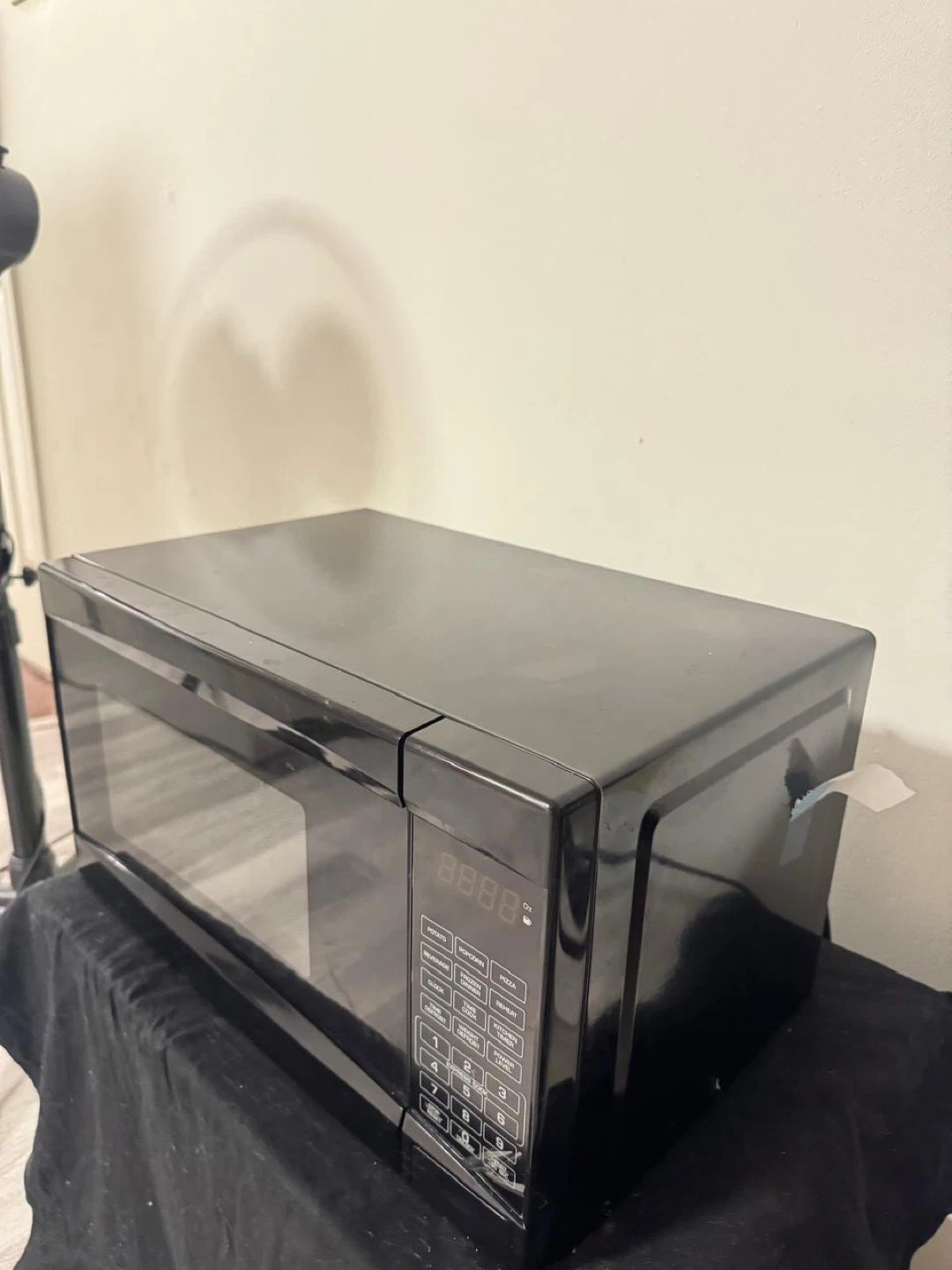 Black Countertop Microwave Oven