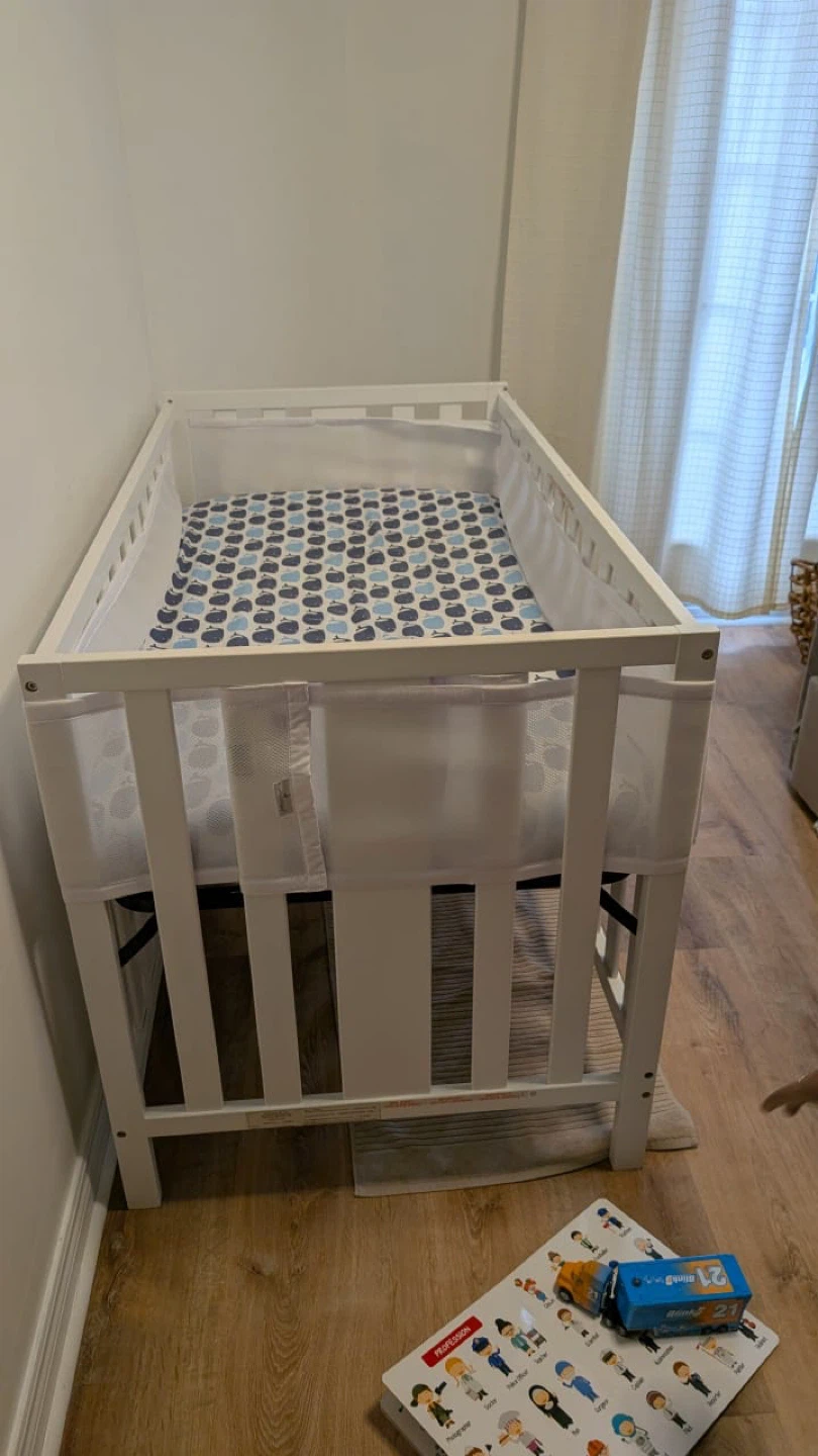 White Baby Crib with Whale Print Sheet - photo 4