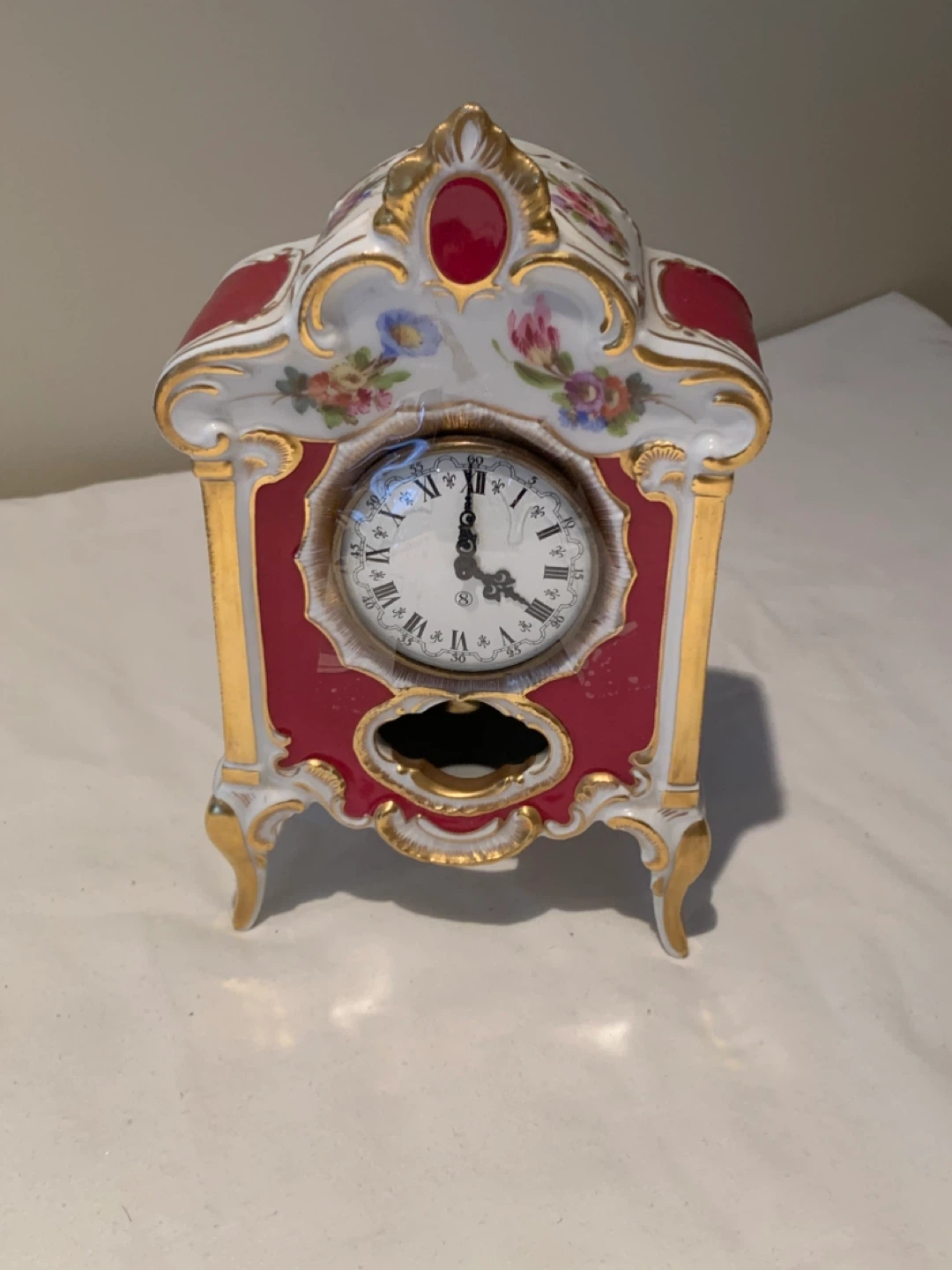 Dresden Germany Neuschwanstein Handgemalt Clock