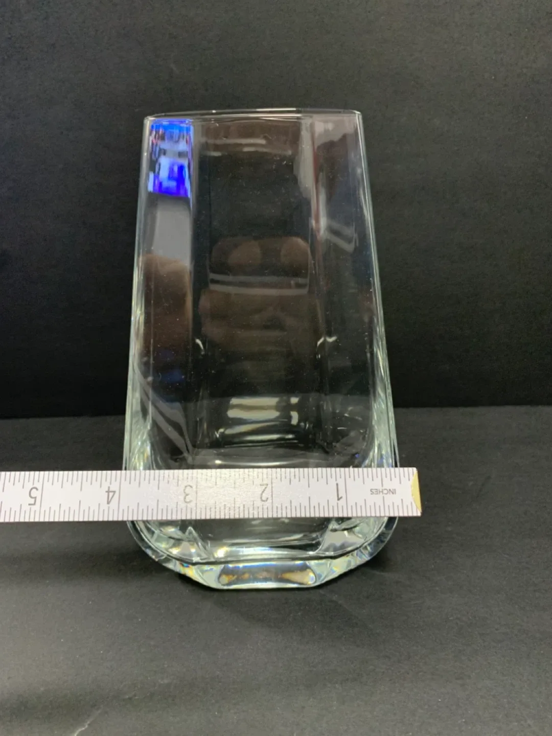 Clear Glass Vase - 6" Tall image indicator(5)