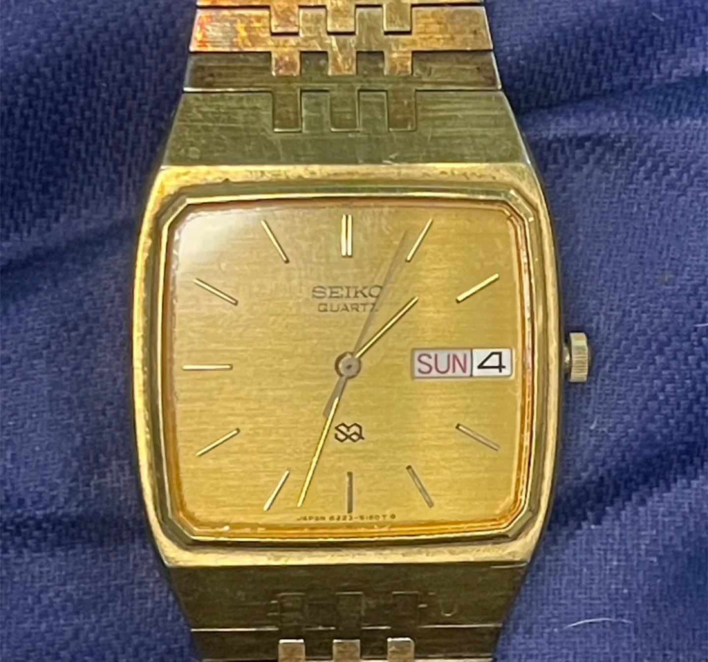 Vintage Seiko Quartz Day/Date — Gold Tone Watch