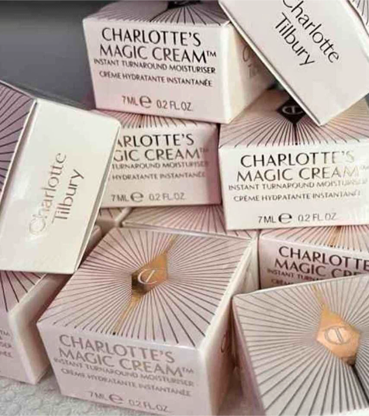 Charlotte Tilbury Magic Cream 7mL - photo 2