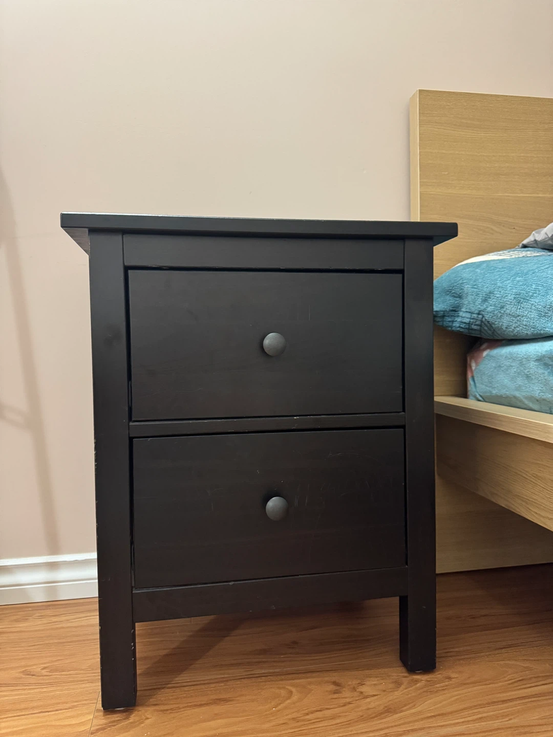 IKEA Hemnes Black-Brown 2-Drawer Nightstand - photo 2