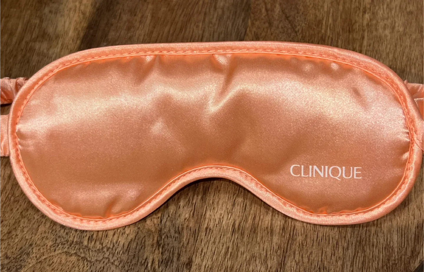 Clinique Sleep Mask - Peach