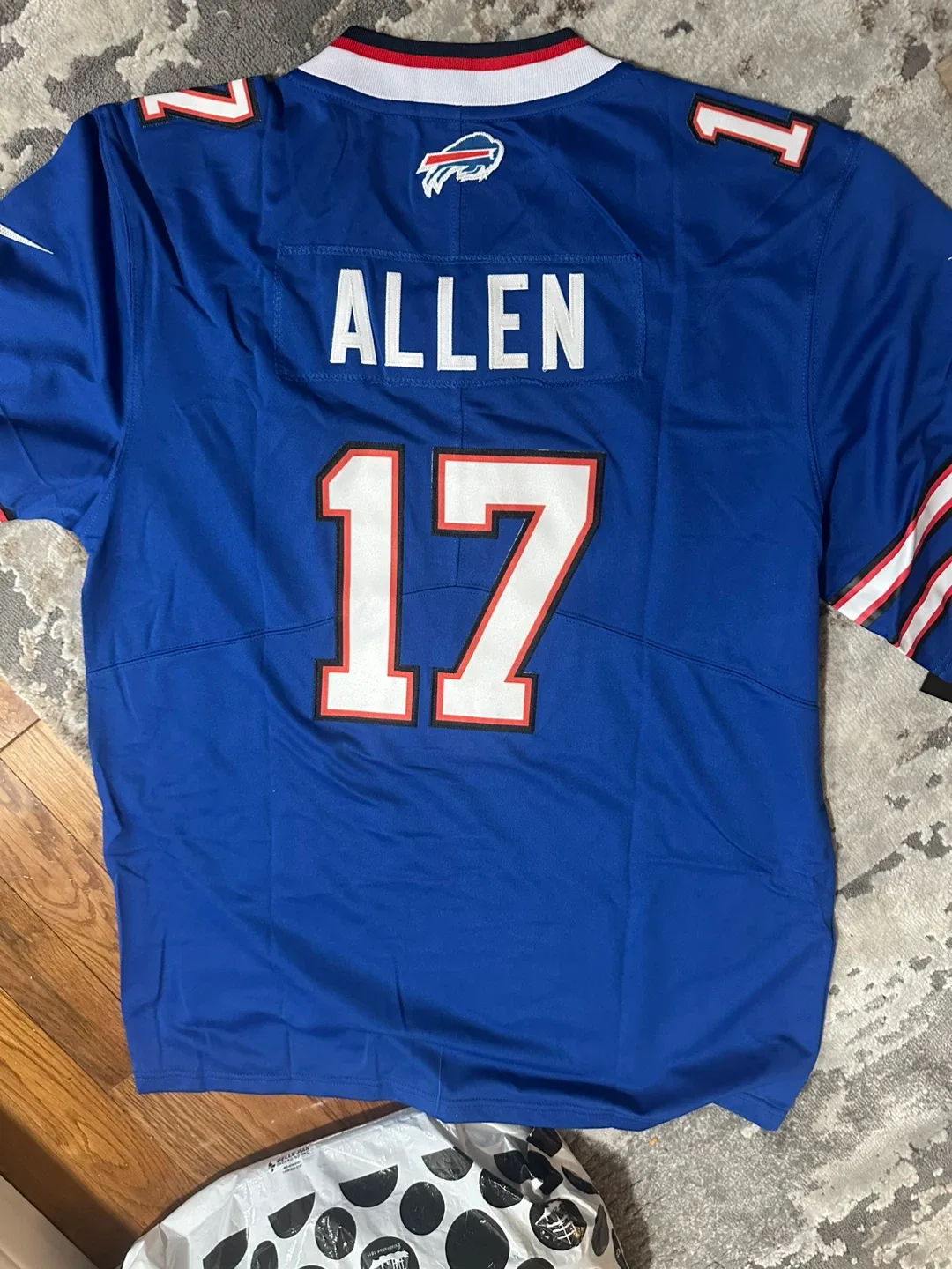 New Buffalo Bills Josh Allen #17 Jersey - Size L image indicator(4)