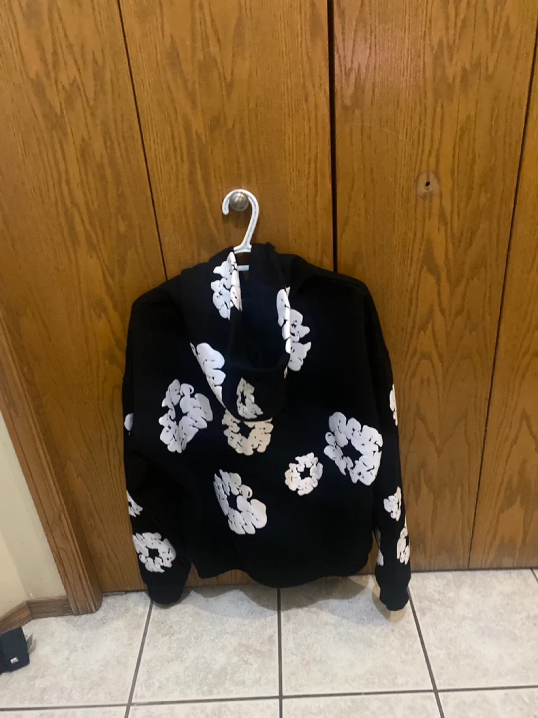 Selling a denim tears sweatsuit image indicator(7)