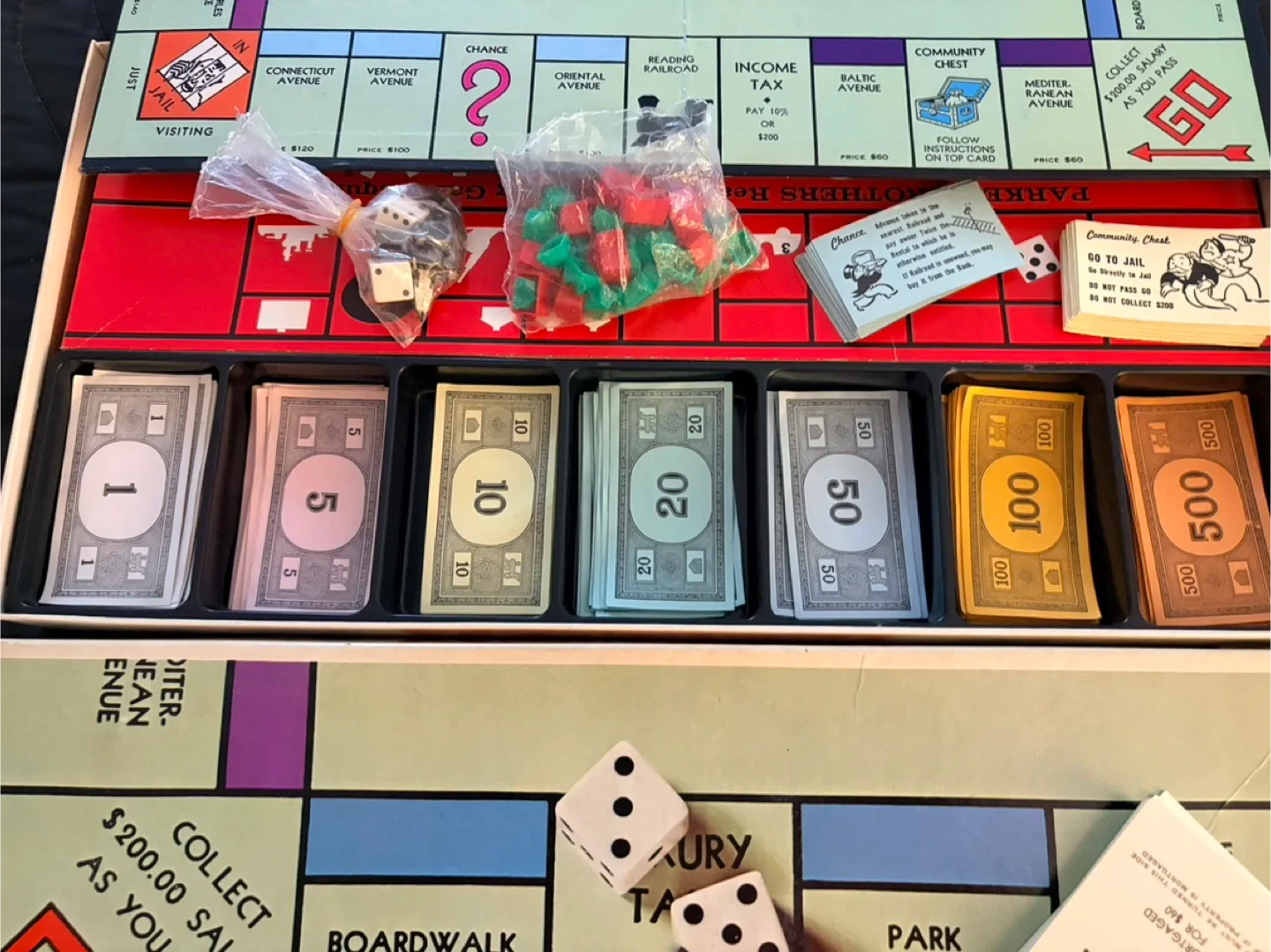 Monopoly Board Game image indicator(2)