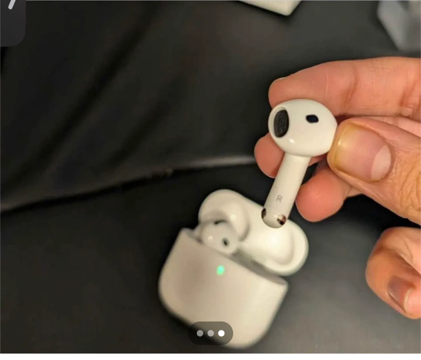 Apple AirPods Pro image indicator(3)