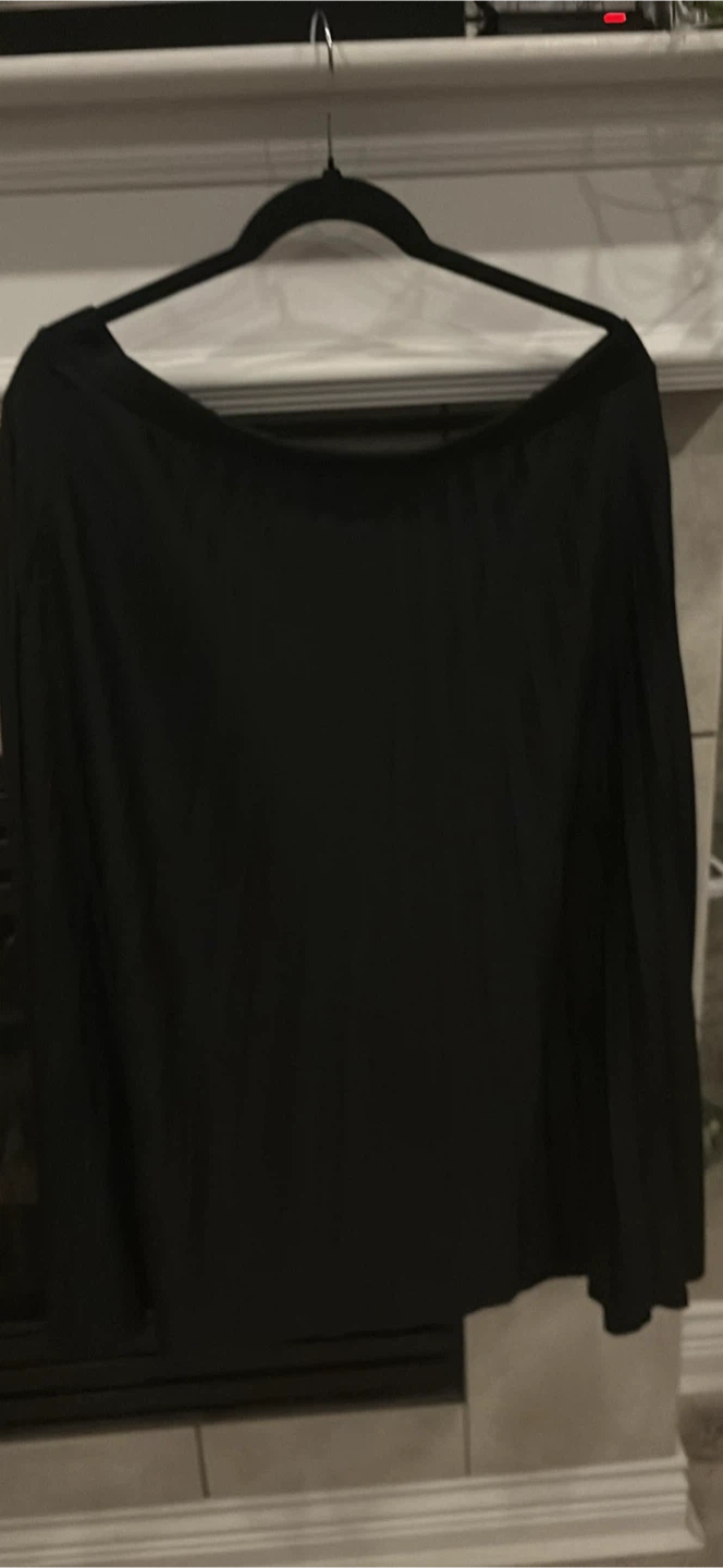 H&M Black Top - Size XL
