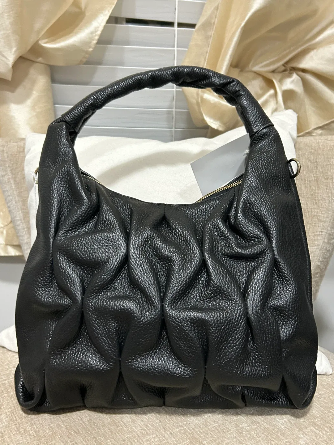 Made in Italy Black Leather Handbag image indicator(2)