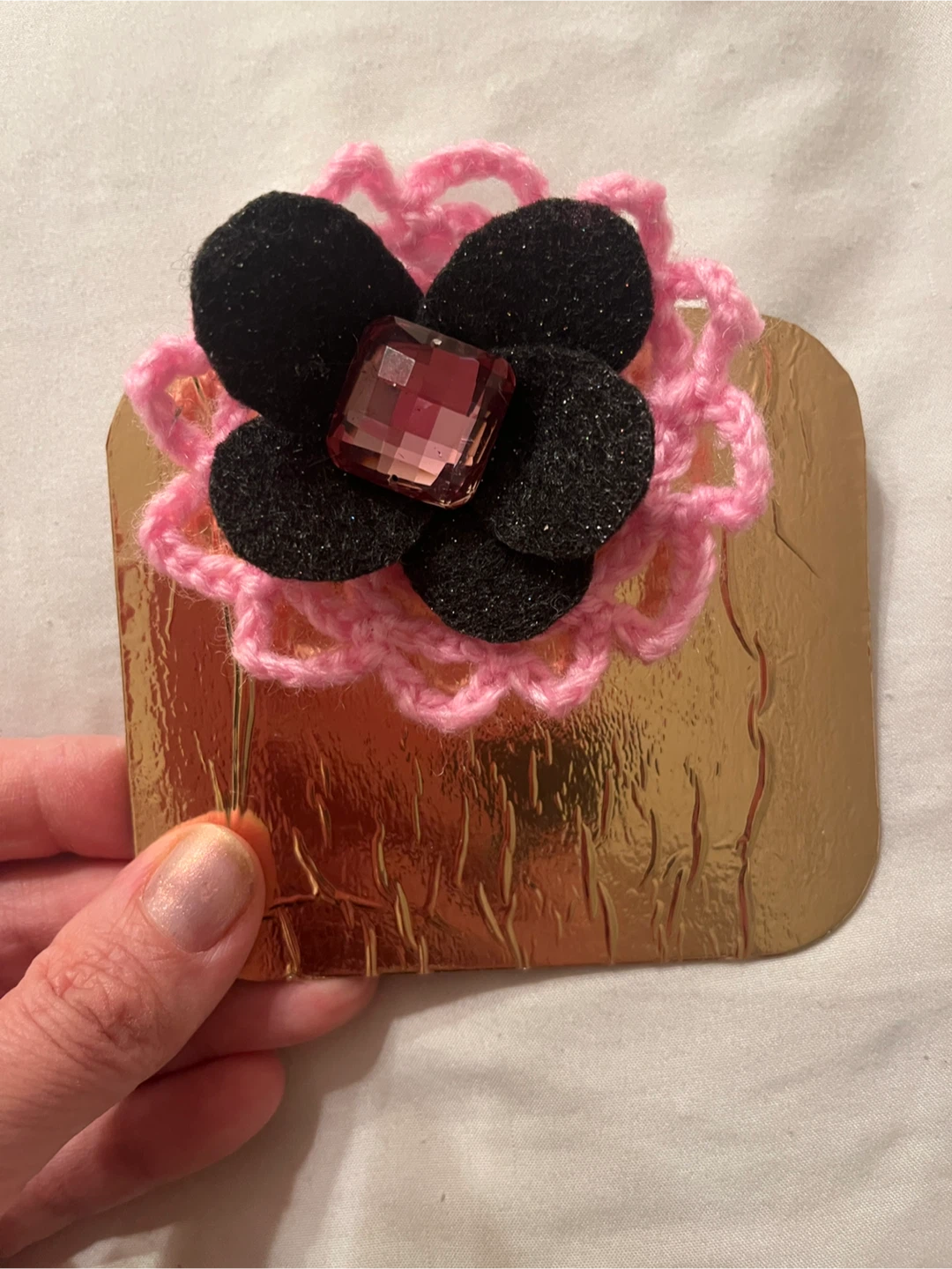 Handmade Crochet Flower Hair Clip - photo 3