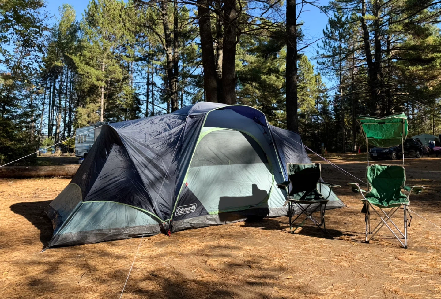 Selling an 8-person Coleman tent and 3 camping chairs - photo 2